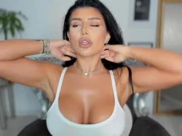 Freechat moniqueeass on Chaturbate