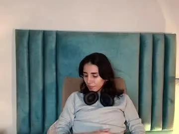 ninacavallli on Chaturbate 