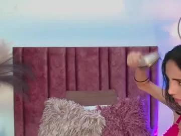 ninacavallli on Chaturbate 