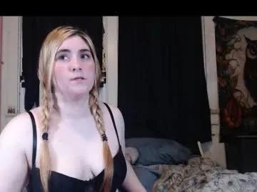 Freechat roxanneroulette on Chaturbate