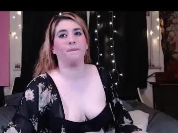 Freechat roxanneroulette on Chaturbate