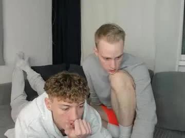 successful_kevin — naked #new #daddy #twink #dildo #blonde [499 tokens remaining]