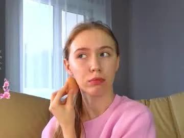 Freechat succubelle on Chaturbate