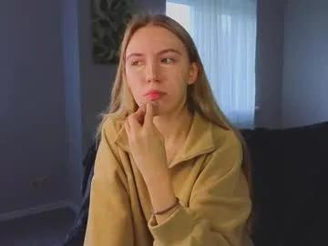 Freechat succubelle on Chaturbate