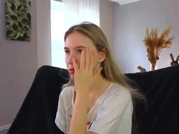 Freechat succubelle on Chaturbate