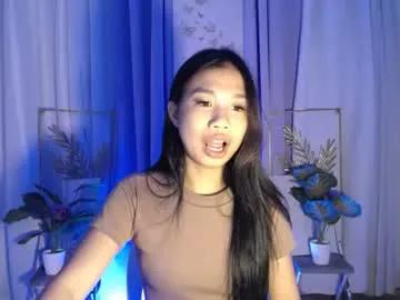 Freechat urseductive_llanaxx on Chaturbate