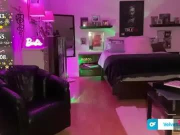 velvetbarbie on Chaturbate 