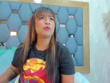 Freechat yayi_derek on Chaturbate