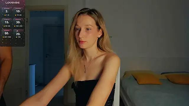 Group _Lora_Palmer on StripChat