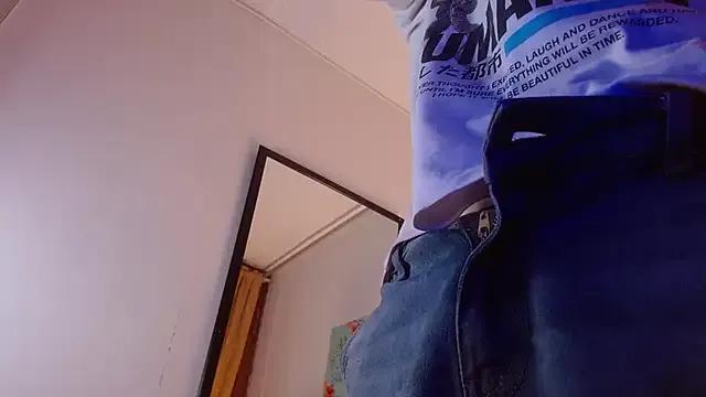 Freechat AlbertBernal69 on StripChat