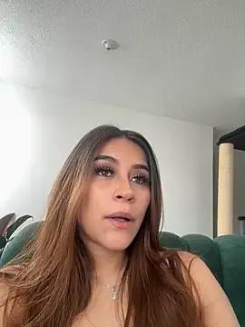 Group Aliss_rose on StripChat