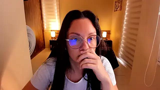 anabel_025 on StripChat 