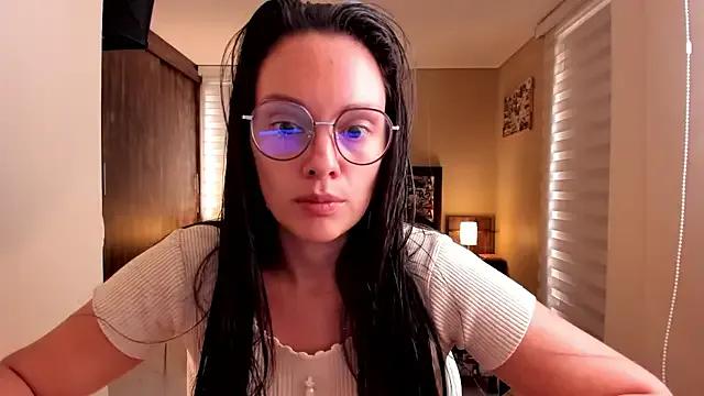 anabel_025 on StripChat 