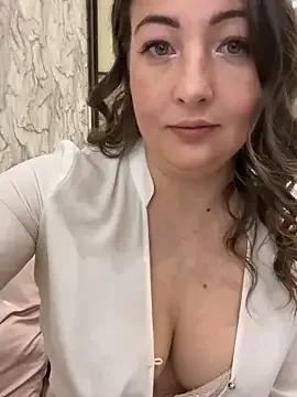 AnnaBri on StripChat 