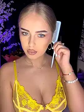 AubrieleRouj1's avatar