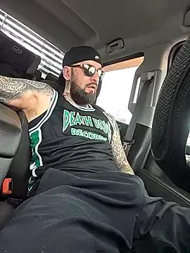 StripChat Beardedtattood is Freechat Beardedtattood — Let's get hard and horny as fuck