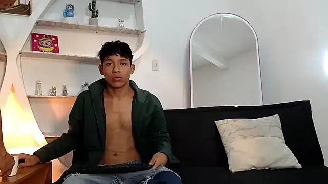 Private BEAUTY_BOYS1 on StripChat