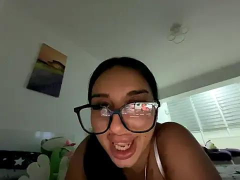 Freechat BlueEyes_BB on StripChat