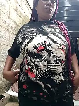 Freechat Broan_me on StripChat