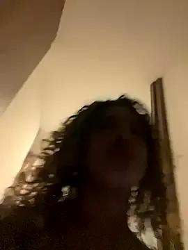 Freechat Brunettexio on StripChat