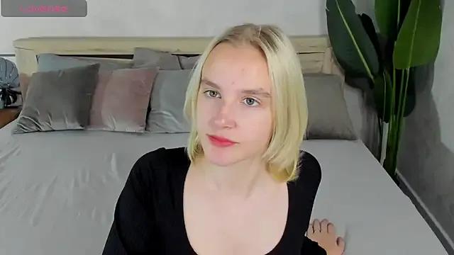 Freechat Carolin_Miller on StripChat