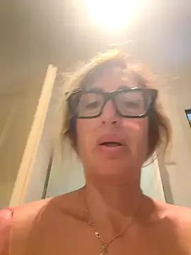 Freechat casalinga88 on StripChat