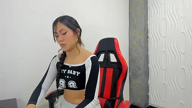 Catalehia_Milk — show tits + nipples clamp