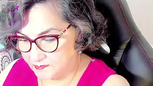 cataleya_mom on StripChat 