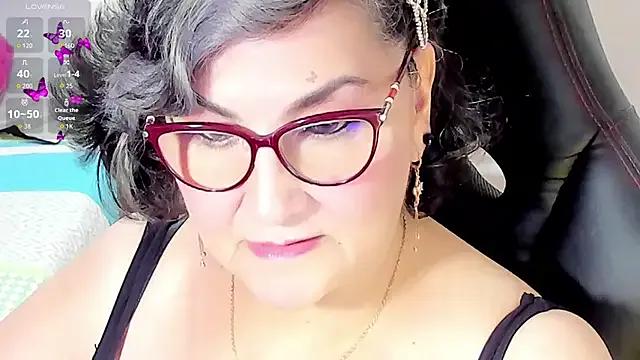 cataleya_mom on StripChat 