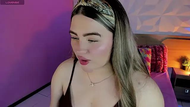 cattaleya___ on StripChat 