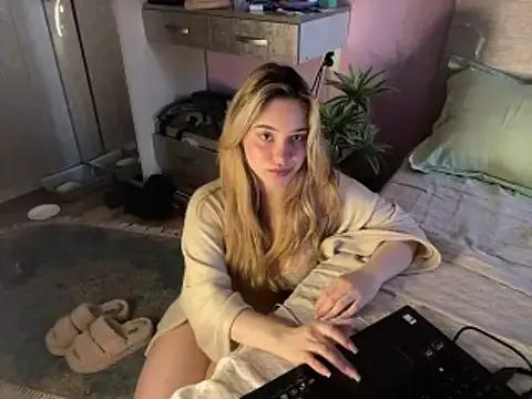 Chloe_Ravens — blowjob