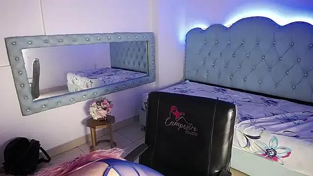 Freechat Cordelia_Perlman on StripChat