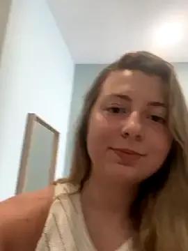 Freechat curvyflawless on StripChat