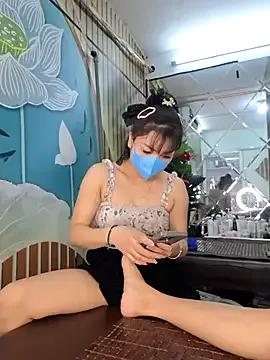 Group Dawn_hope on StripChat