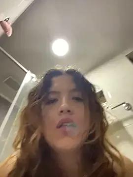 destiny69col — Go to bathroom and put plug on my ass