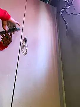 Freechat DiamondGoddes on StripChat