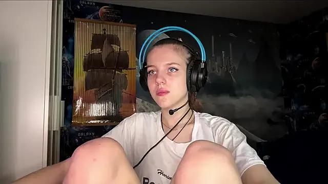 StripChat Elira_Breeze is Private Elira_Breeze — take off shirt