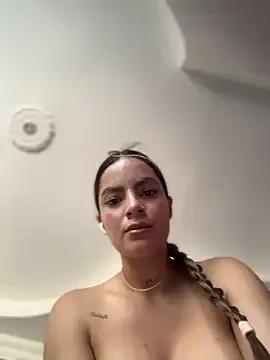 Freechat emiss_ on StripChat