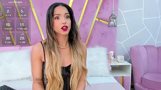 Freechat EmmyCortez on StripChat