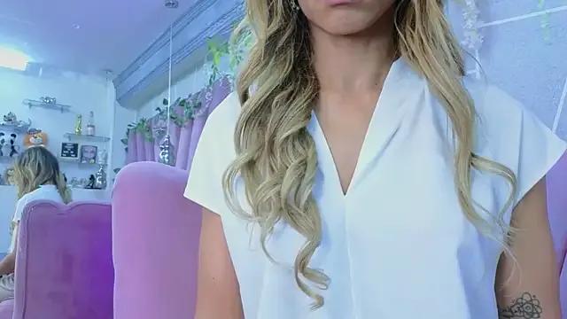 Freechat EmmyCortez on StripChat