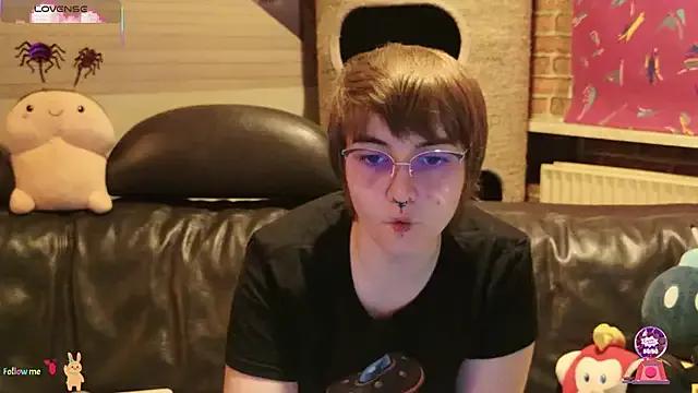 Freechat GamerGirl_Eve on StripChat