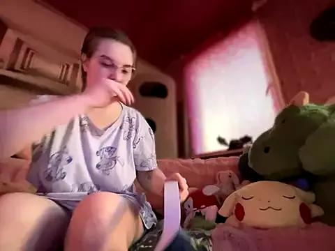 Freechat GamerGirl_Eve on StripChat