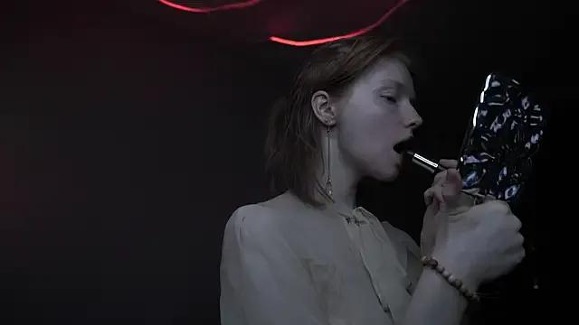 ginger_hugs on StripChat 