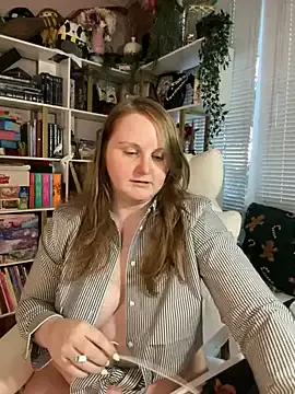 GingerSnap33 on StripChat 