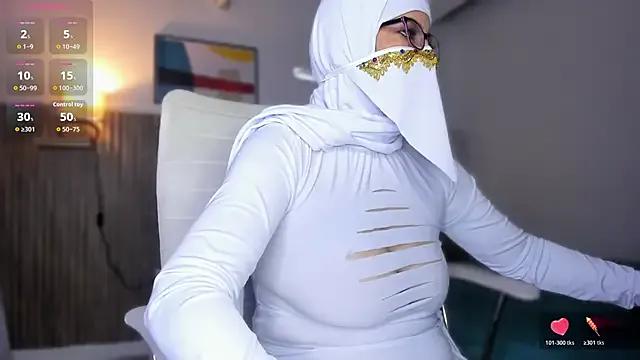 Hannaa_Dolly — twerking for daddys