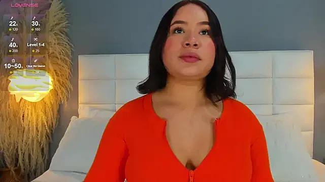 HannaKarson on StripChat 