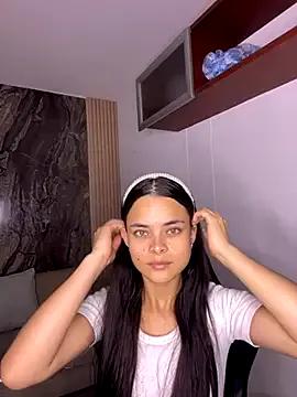 HannaRhodes on StripChat 