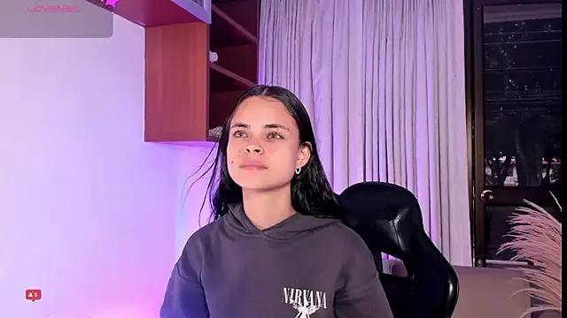 HannaRhodes on StripChat 