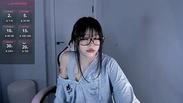 Freechat hee_young11 on StripChat