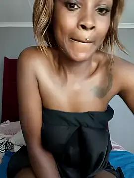 Freechat HoneyDropsX on StripChat